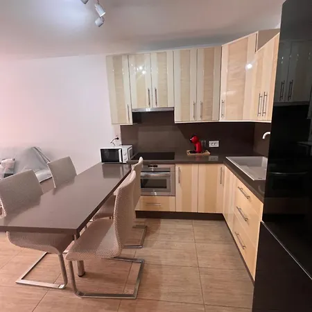 Apartament Seaview Royal Garden *