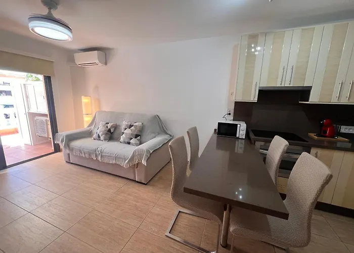 Seaview Royal Garden Apartment Playa de las Americas (Tenerife)